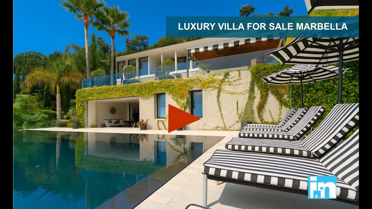 Luxury villa for sale Marbella with amazing views. Six bedrooms.