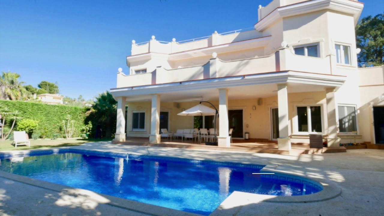 Villa in el rosario for sale marbella