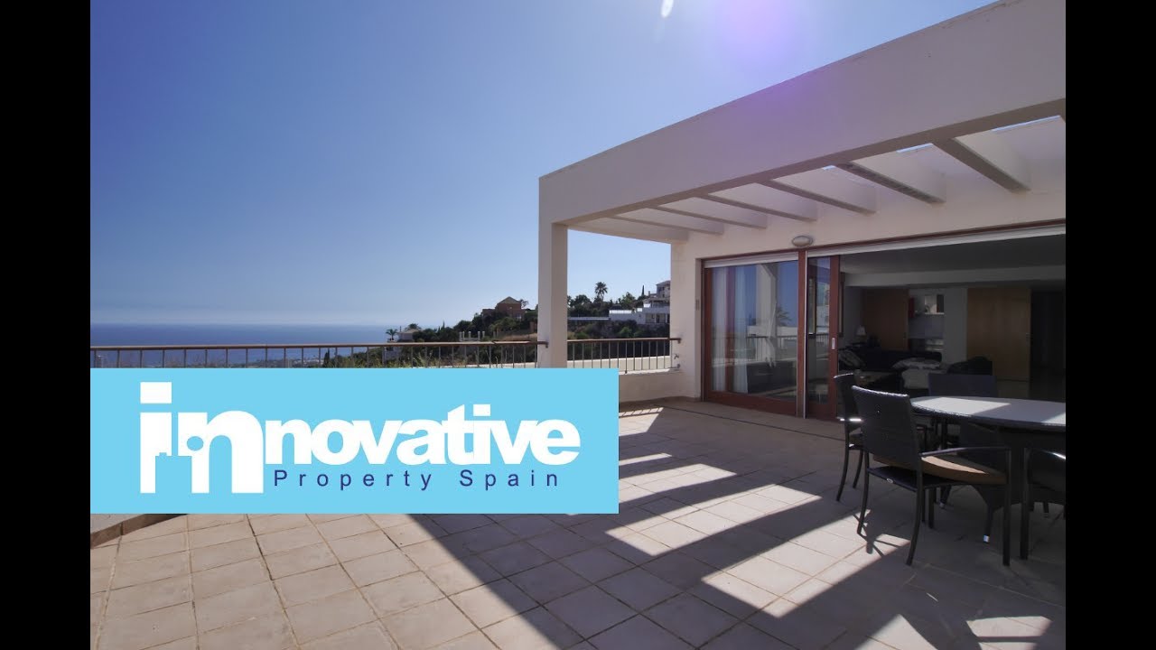 Penthouse apartment for sale Los Monteros Marbella