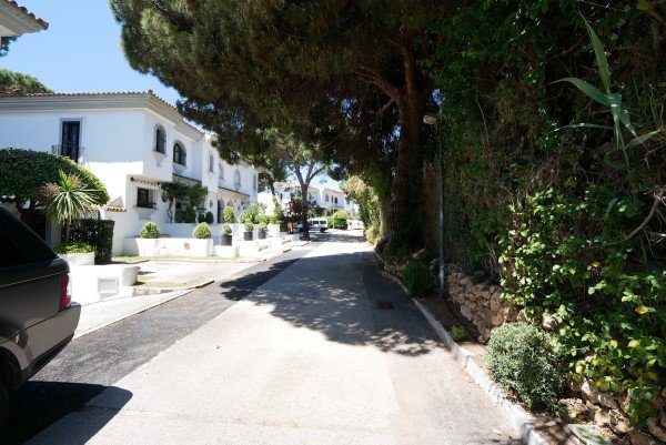 3 bedroom Beachfront townhouse for sale in Cabopino
